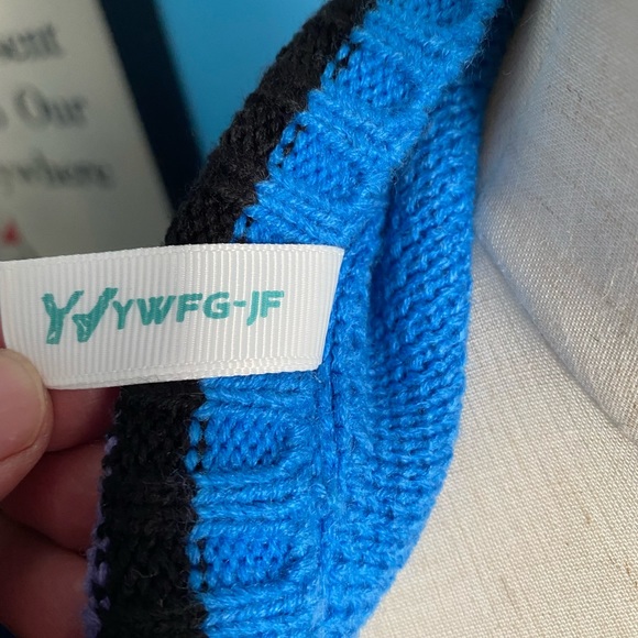 Unisex Harlequin sweater. Never worn cardigan. - Picture 6 of 7